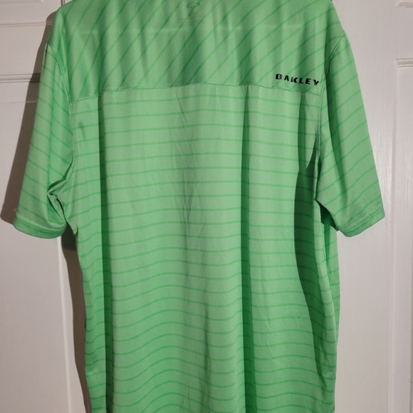 Oakley Golf Polo - Picture 2 of 4